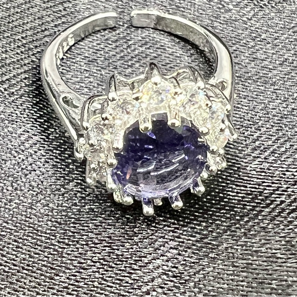 NIB S925 Stamped Amethyst and Zircon Princess Cut Oval Ring - Picture 11 of 15